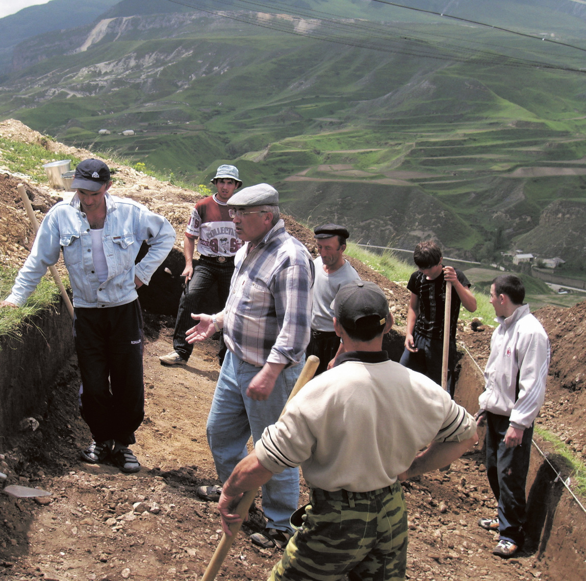 Вид раскопа на стоянке эпохи олдована Айникаб I в Дагестане